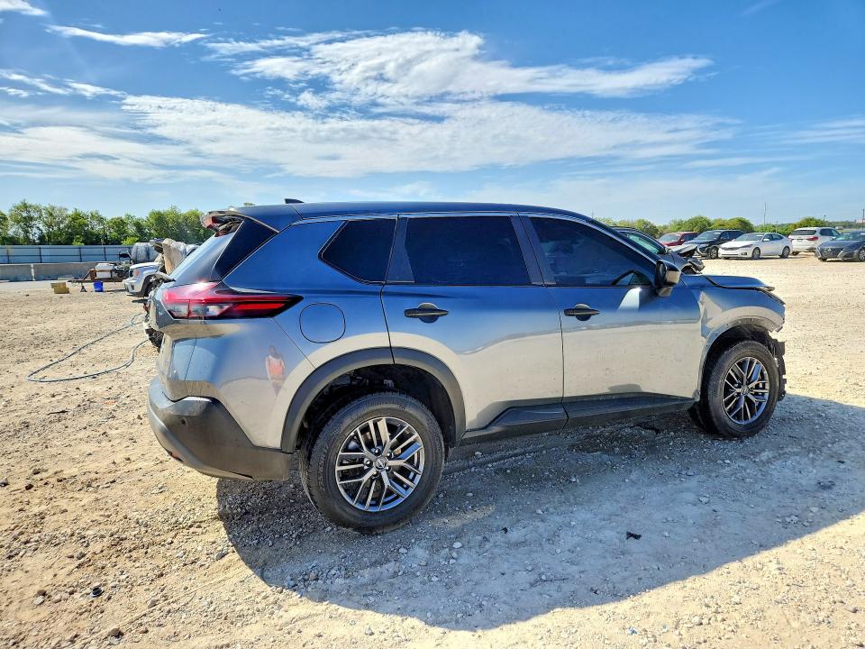 Снимка 3 от търг – 2023 NISSAN ROGUE с VIN 5N1BT3AB2PC858673