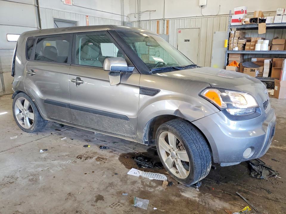 صورة رقم 4 من المزاد - 2011 KIA SOUL مع VIN KNDJT2A25B7235284