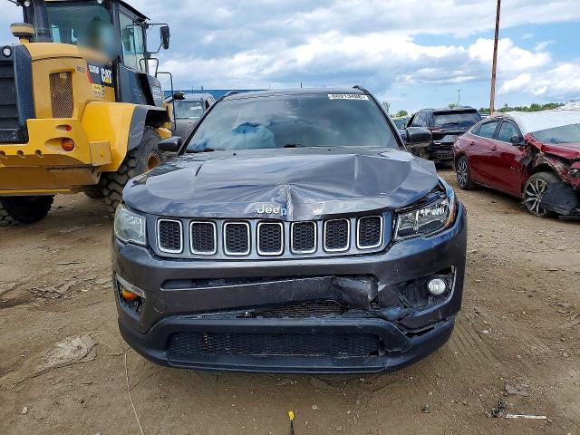 Foto 5 de la subasta – 2018 JEEP COMPASS con VIN 3C4NJDCB6JT395622
