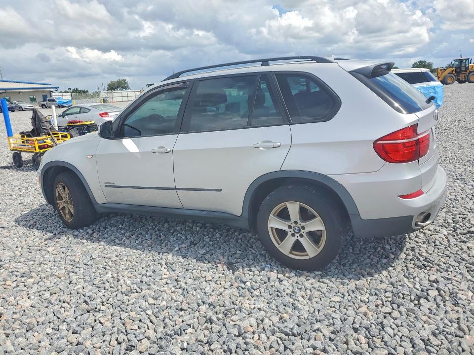 Photo 2 from auction – 2013 BMW X5 with VIN 5UXZV4C56D0B01381