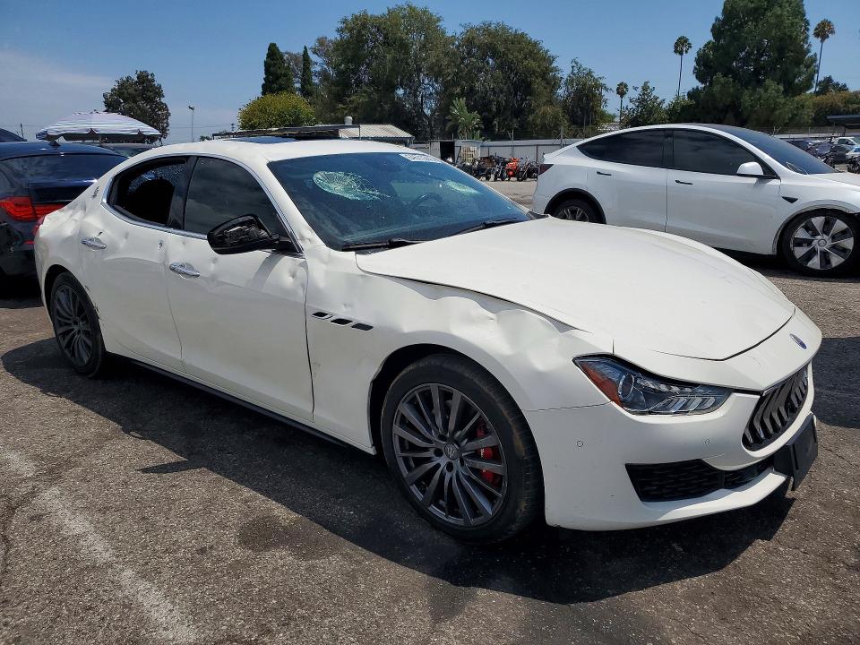 Photo 4 from auction – 2019 MASERATI GHIBLI with VIN ZAM57XSA6K1311196