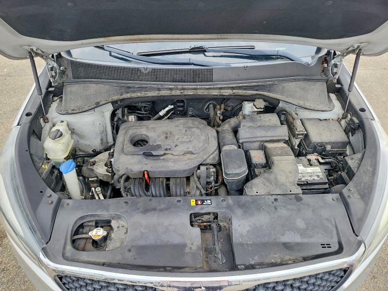Photo 12 from auction – 2016 KIA SORENTO with VIN 5XYPG4A39GG038647