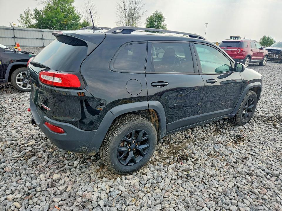 Photo 3 from auction – 2017 JEEP CHEROKEE with VIN 1C4PJMBS5HW555004