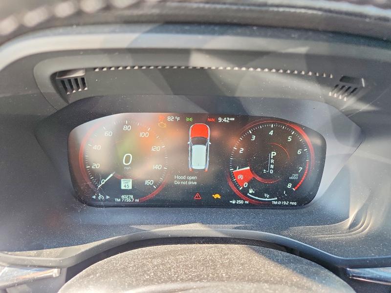 Zdjęcie 9 z aukcji – 2019 VOLVO XC60 z VIN LYV102RL4KB293467