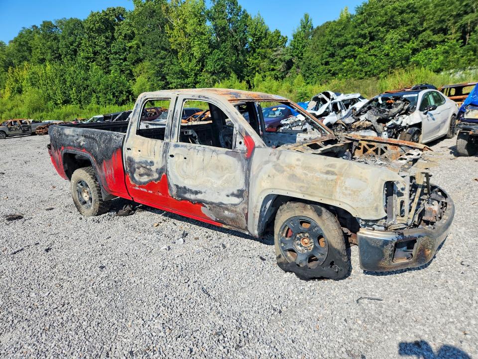 Photo 4 from auction – 2015 GMC SIERRA with VIN 1GTV2UEC2FZ216270