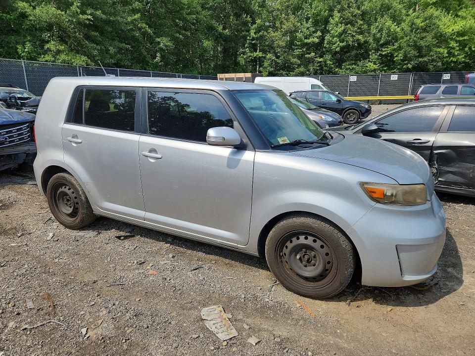 Photo 4 from auction – 2008 SCION XB with VIN JTLKE50E681036062