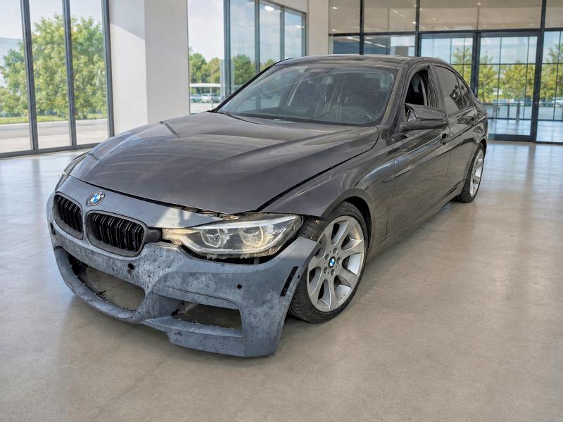 Photo 2 from auction – 2016 BMW 320 with VIN WBA8E1G51GNT34317