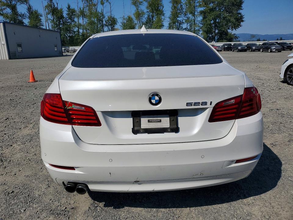 Photo 6 from auction – 2014 BMW 528 with VIN WBA5A5C5XED510117