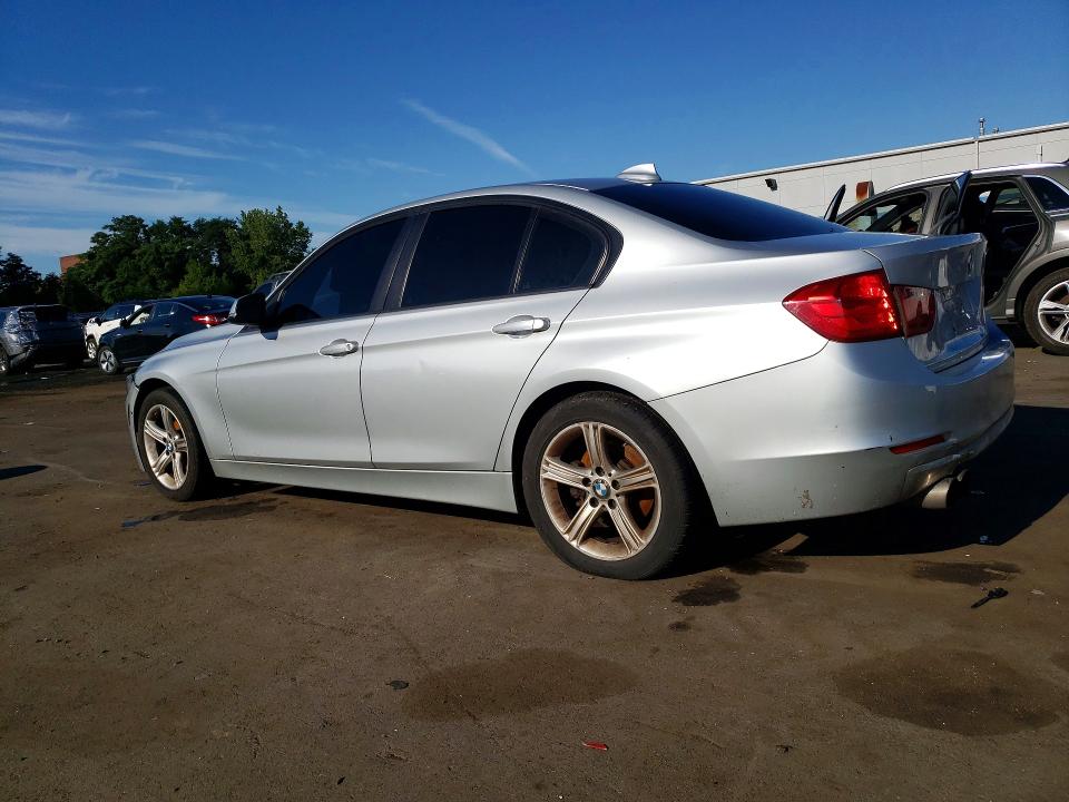 Photo 2 from auction – 2014 BMW 328 with VIN WBA3B5C57EP541893