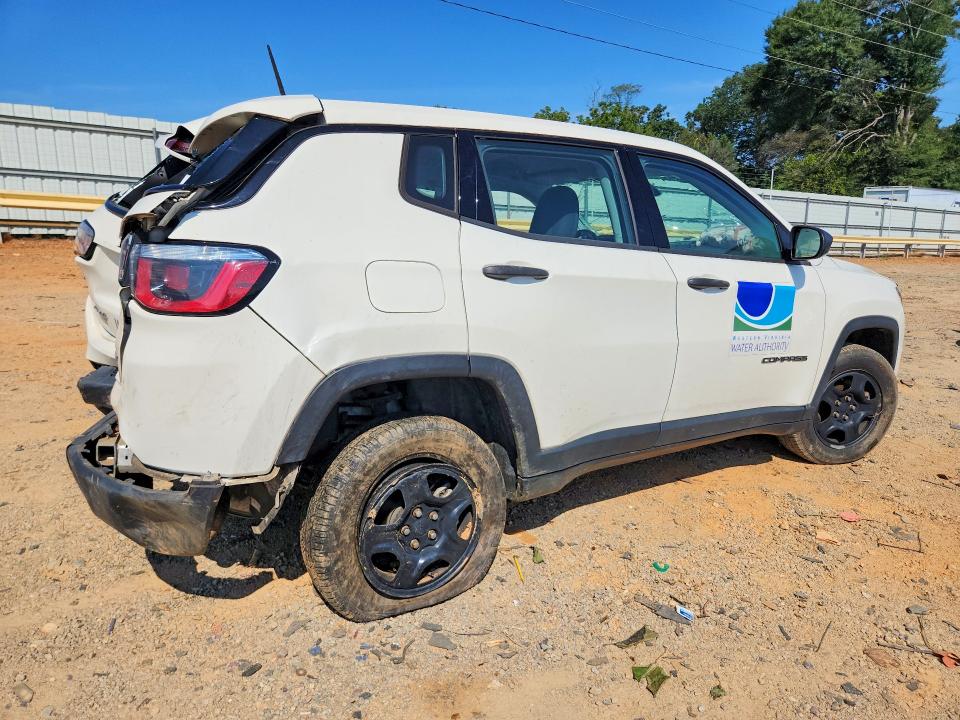 Снимка 3 от търг – 2018 JEEP COMPASS с VIN 3C4NJDABXJT207722