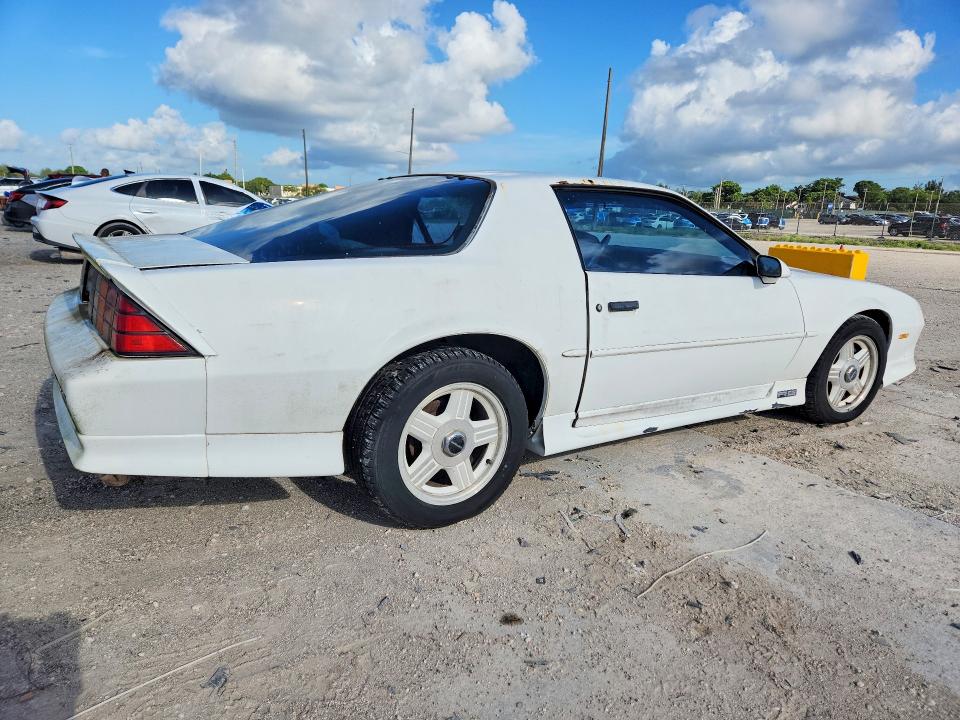Photo 3 from auction – 1991 CHEVROLET CAMARO with VIN 1G1FP23E0ML128891