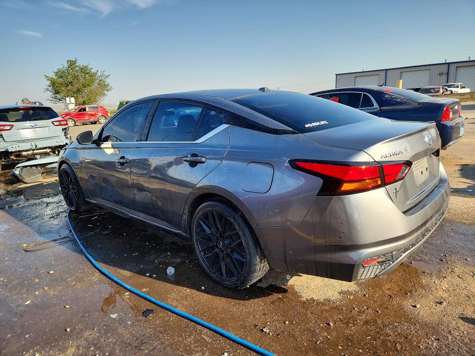 Photo 2 from auction – 2019 NISSAN ALTIMA with VIN 1N4BL4CV8KC122837