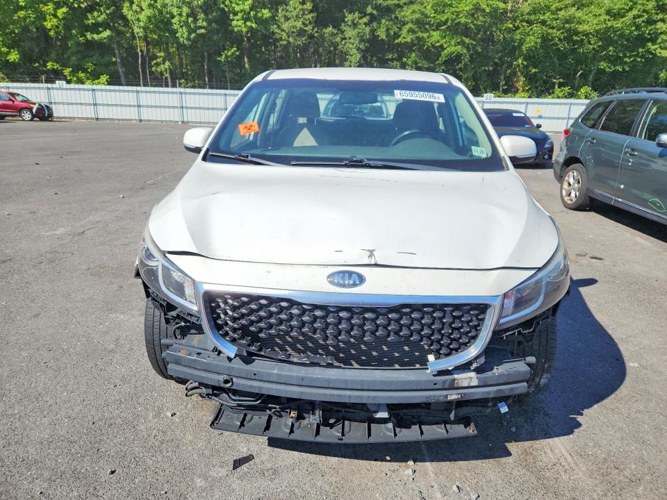 Photo 5 from auction – 2017 KIA SEDONA with VIN KNDMA5C19H6285628