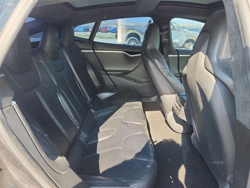 Photo 10 from auction – 2015 TESLA MODEL S with VIN 5YJSA1E21FF109101