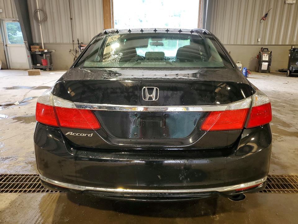 Photo 6 from auction – 2015 HONDA ACCORD with VIN 1HGCR2F36FA256227