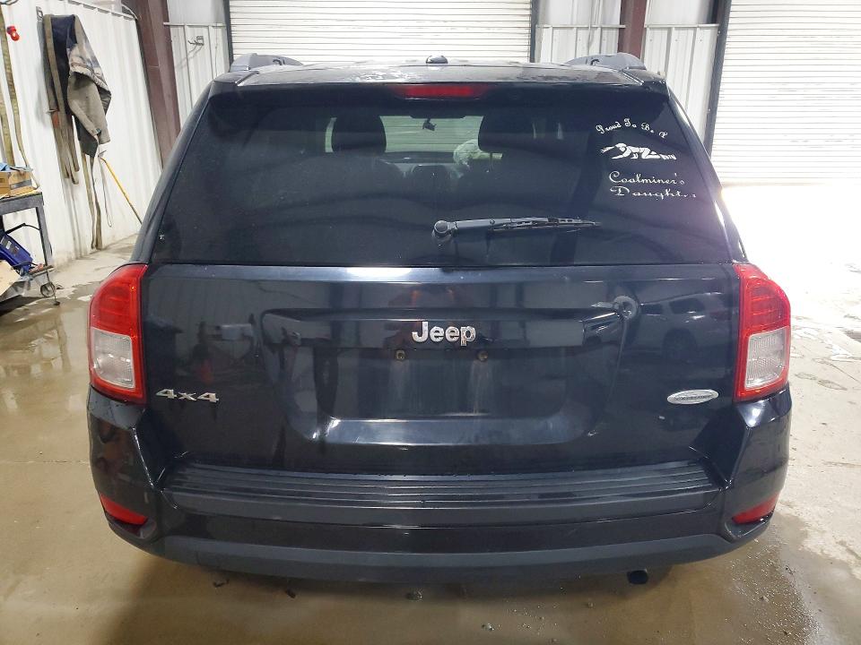 Photo 6 from auction – 2012 JEEP COMPASS with VIN 1C4NJDEB6CD511116