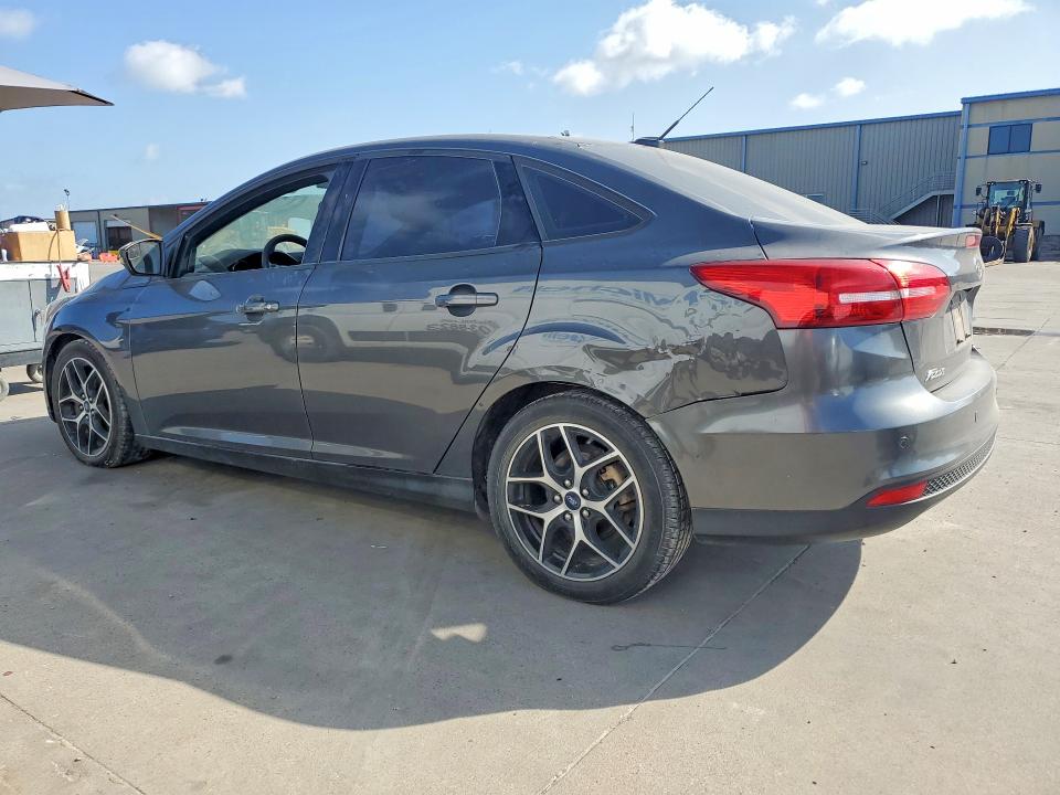 Photo 2 from auction – 2018 FORD FOCUS with VIN 1FADP3H28JL321729