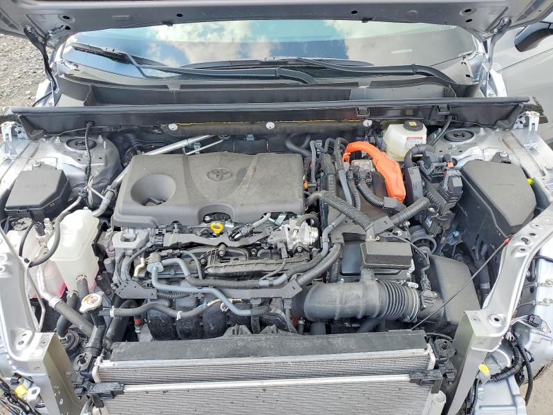 Photo 12 from auction – 2025 TOYOTA RAV4 with VIN JTMMWRFV6SD354933