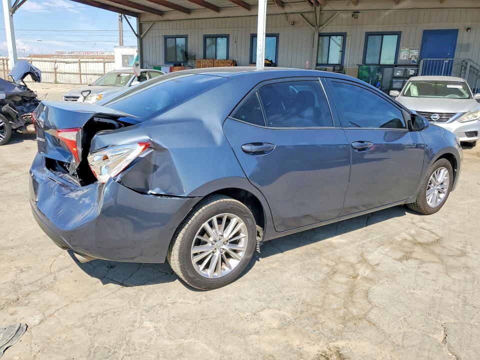 Photo 3 from auction – 2015 TOYOTA COROLLA with VIN 5YFBURHE3FP295854