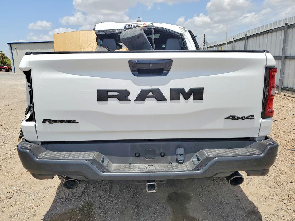 Фото 6 с аукциона – 2025 RAM 1500 с VIN 1C6SRFLP5SN775837