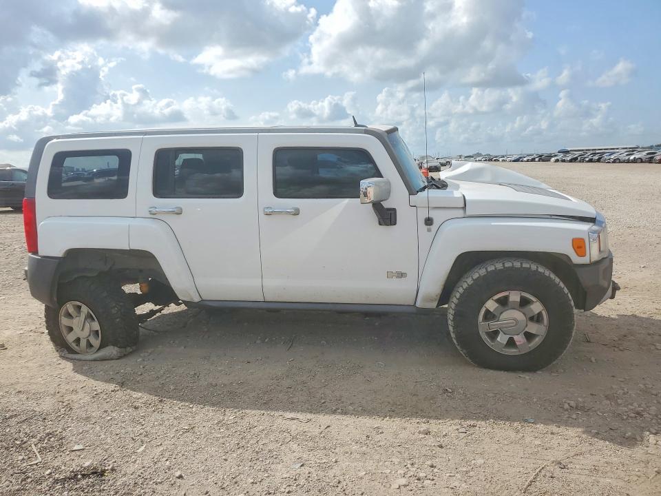 صورة رقم 4 من المزاد - 2009 HUMMER H3 مع VIN 5GTEN13E398155217