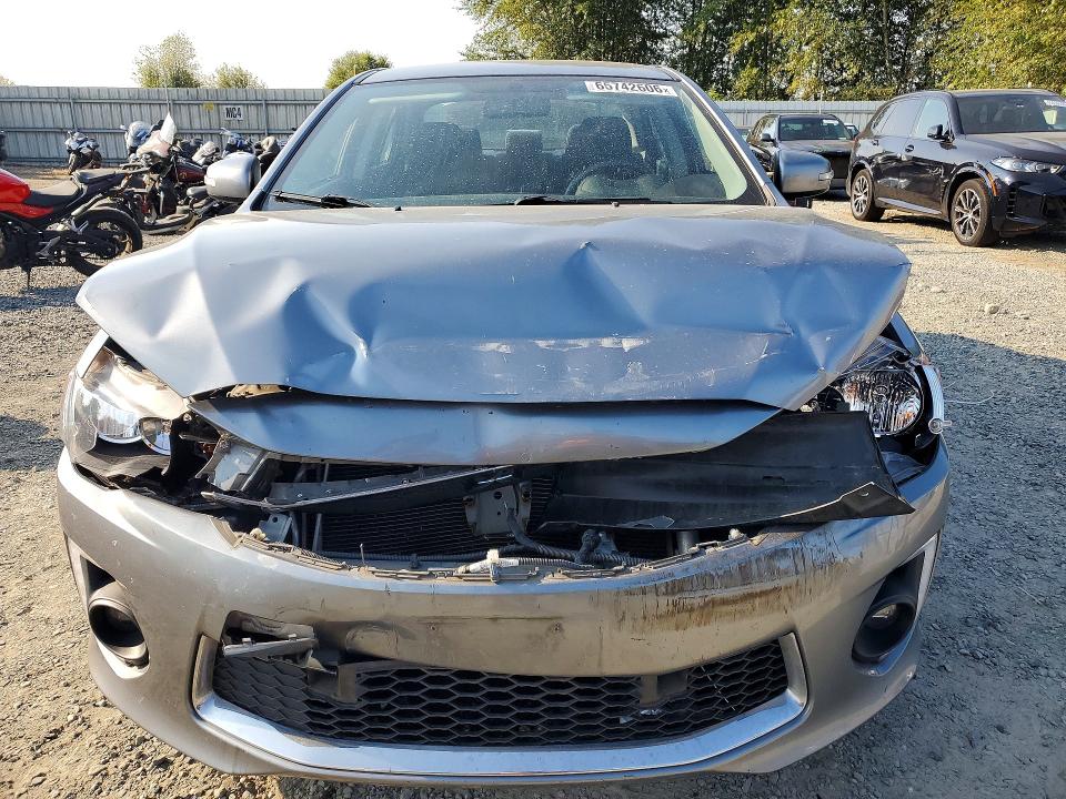 Photo 5 from auction – 2016 MITSUBISHI LANCER with VIN JA32V2FW0GU009221