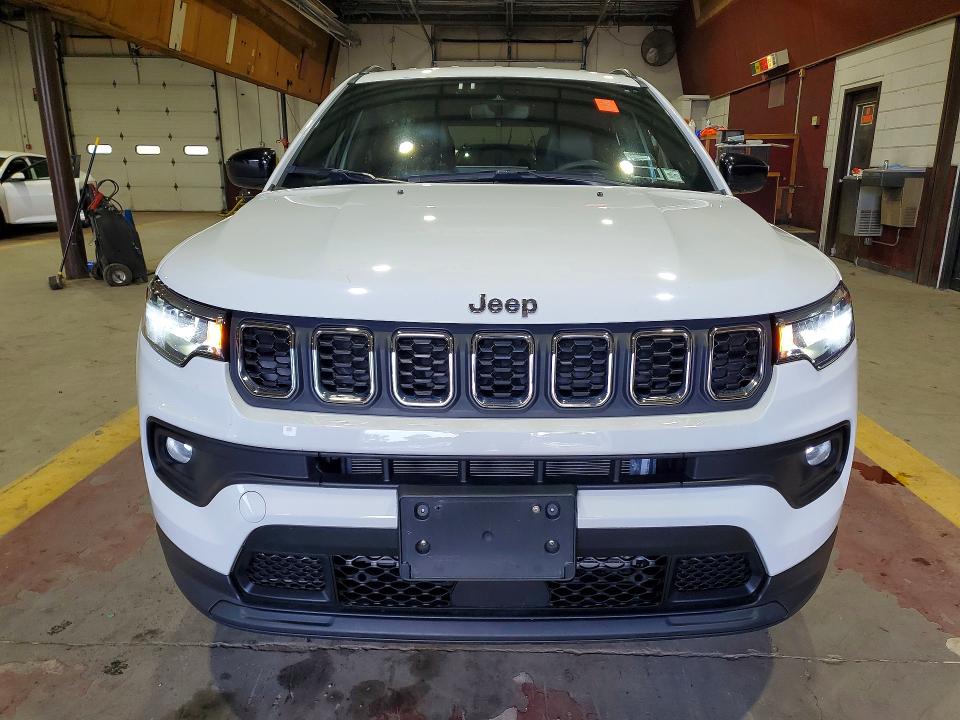 Photo 5 from auction – 2024 JEEP COMPASS with VIN 3C4NJDBNXRT139099