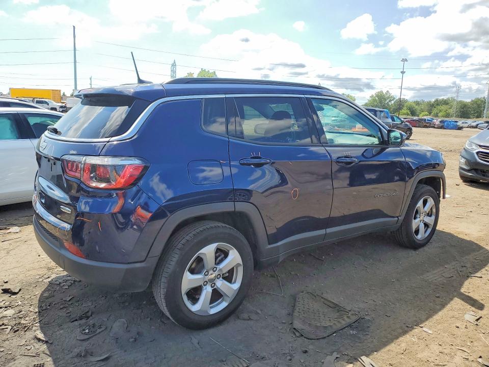 Photo 3 from auction – 2020 JEEP COMPASS with VIN 3C4NJDBB5LT153974