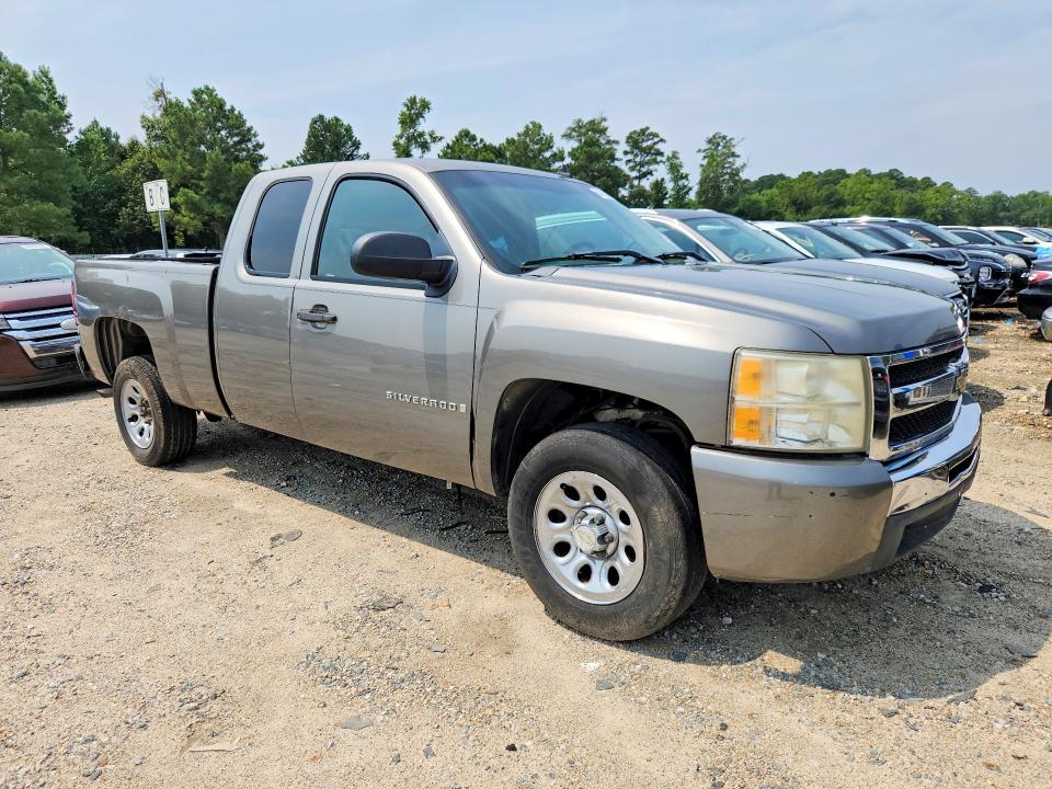 Photo 4 from auction – 2009 CHEVROLET SILVERADO with VIN 1GCEC19X19Z101608