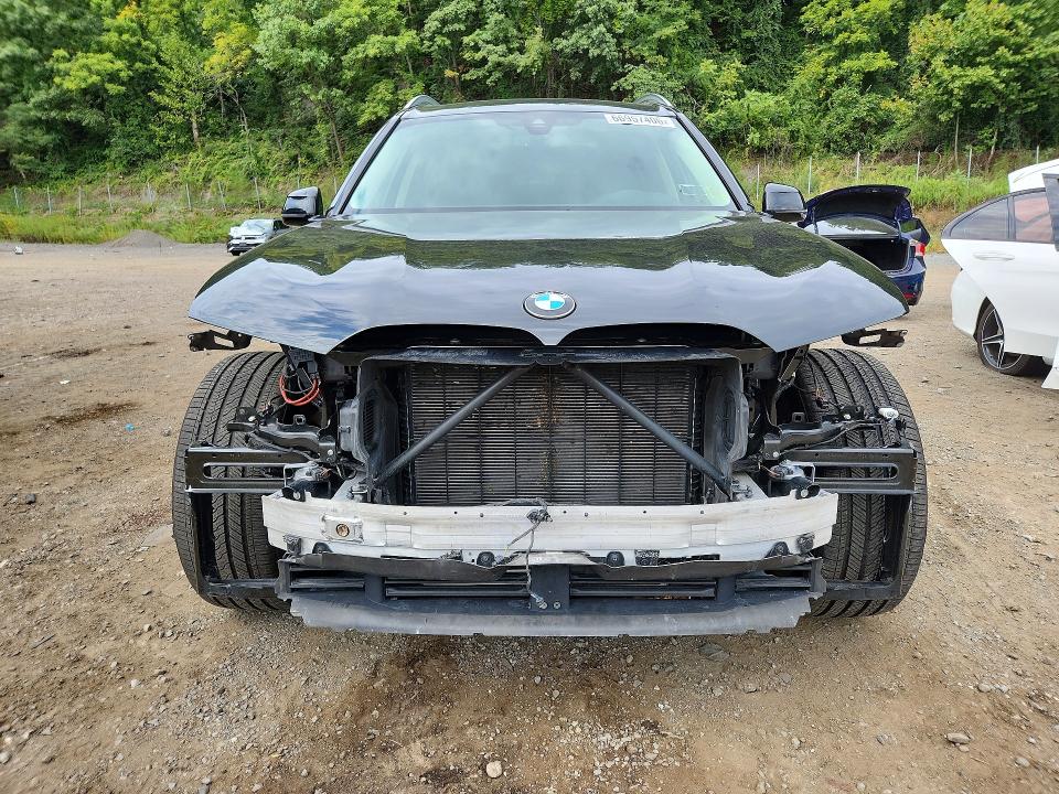 Photo 5 from auction – 2021 BMW X7 with VIN 5UXCW2C0XM9H49930