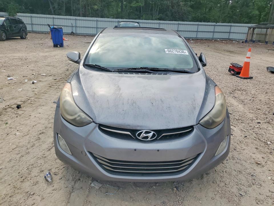 Photo 5 from auction – 2013 HYUNDAI ELANTRA with VIN KMHDH4AE1DU696213
