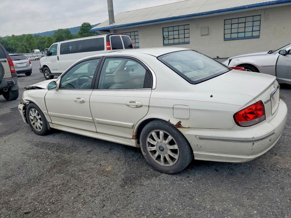 Photo 2 from auction – 2003 HYUNDAI SONATA with VIN KMHWF35H23A906394