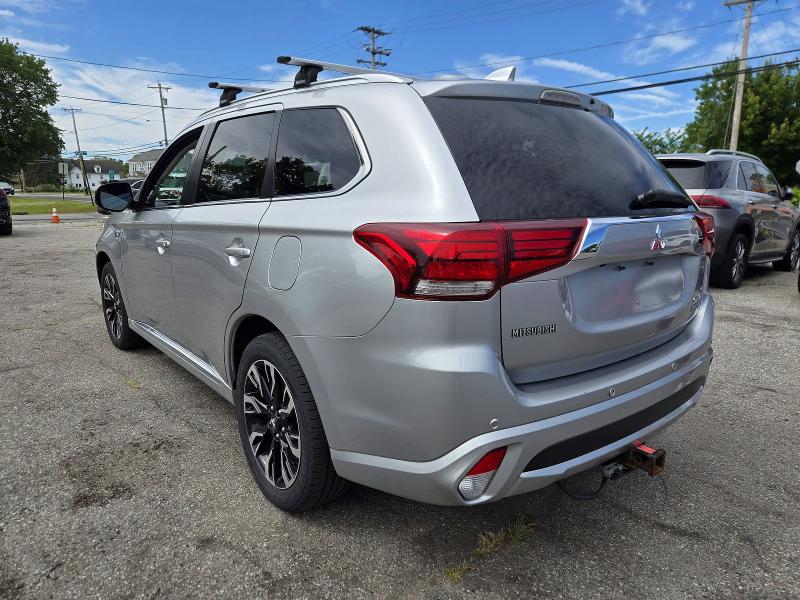 Photo 3 from auction – 2018 MITSUBISHI OUTLANDER with VIN JA4J24A55JZ051064
