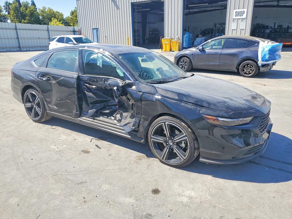 Photo 4 from auction – 2025 HONDA ACCORD with VIN 1HGCY2F56SA028422