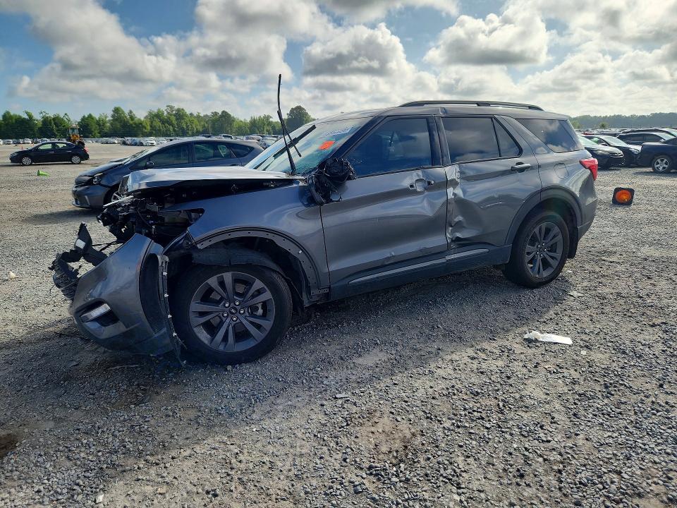 FORD EXPLORER 2023 with VIN 1FMSK7DH4PGB78244 - Photo from auction