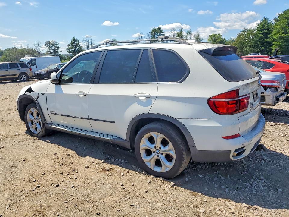 Photo 2 from auction – 2012 BMW X5 with VIN 5UXZV8C55CL422832