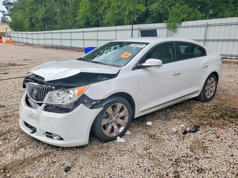 BUICK LACROSSE 2013 with VIN 1G4GC5E30DF282905 - Photo from auction