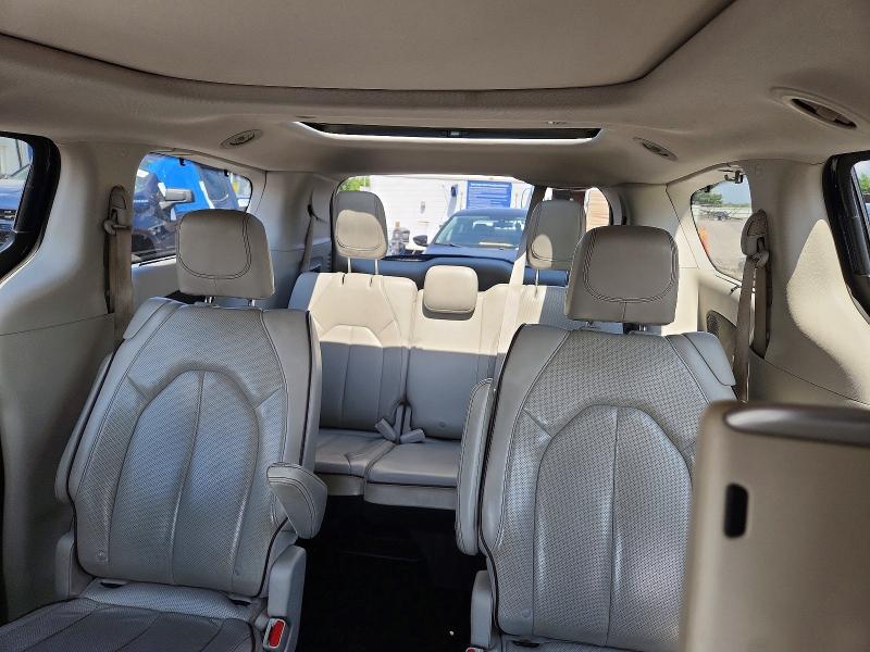 Photo 10 from auction – 2019 CHRYSLER PACIFICA with VIN 2C4RC1GG2KR574423
