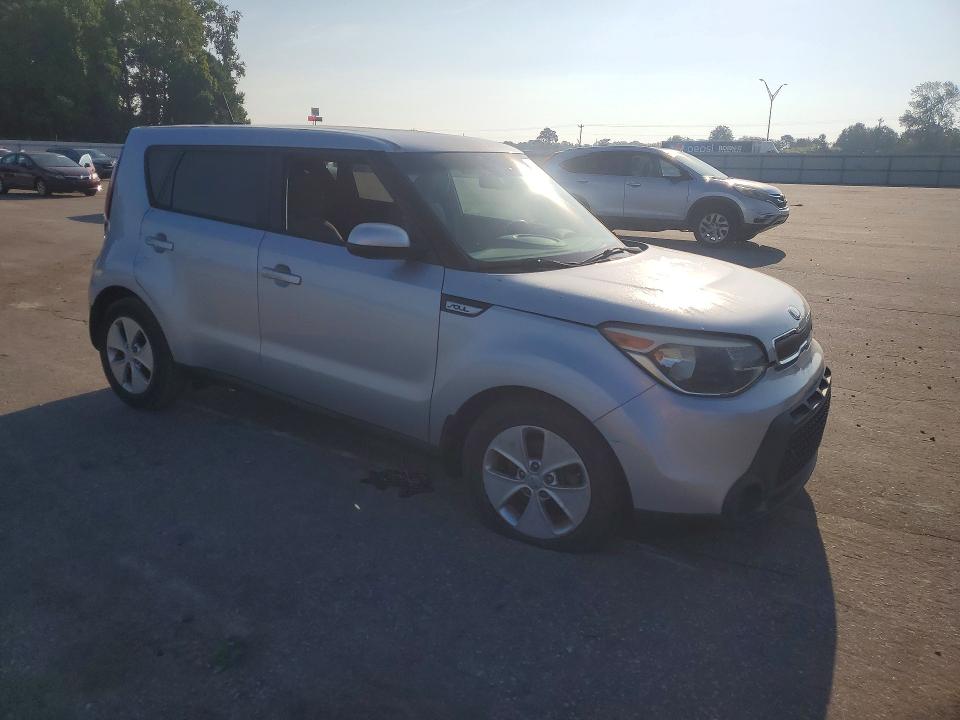 Photo 4 from auction – 2016 KIA SOUL with VIN KNDJN2A22G7843443