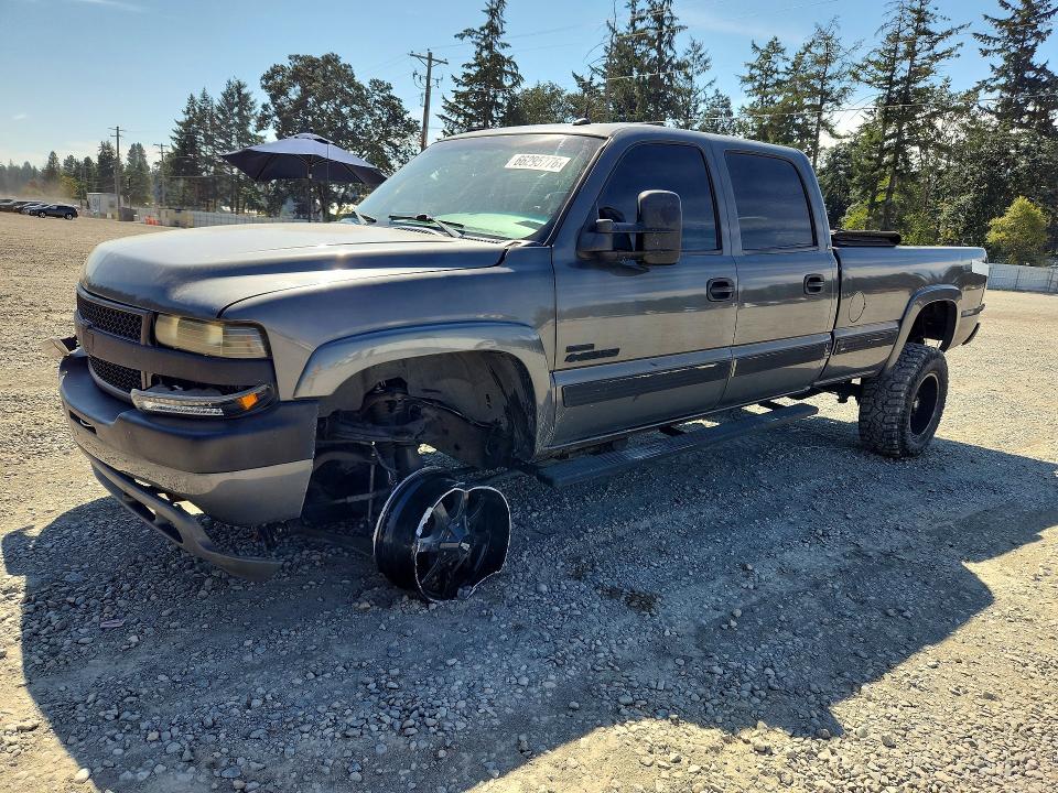 CHEVROLET SILVERADO 2002 with VIN 1GCHK23102F207470 - Photo from auction