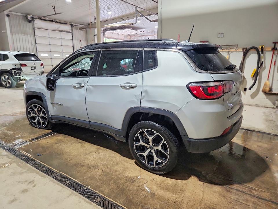Photo 2 from auction – 2025 JEEP COMPASS with VIN 3C4NJDCN9ST505882