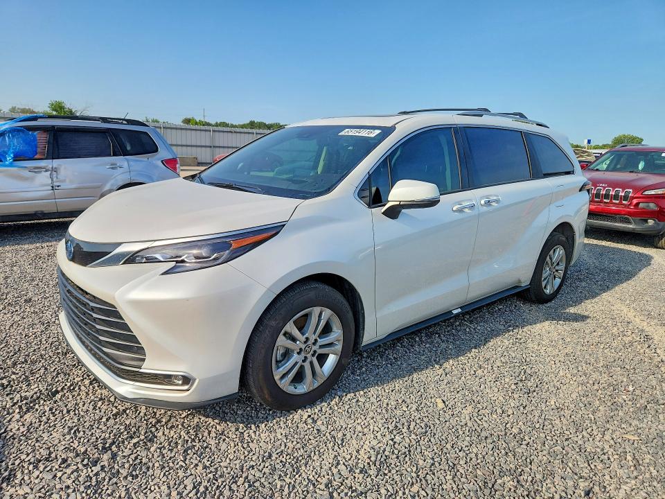 2024 TOYOTA SIENNA - Търг №65194116
