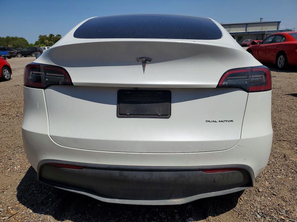 Photo 6 from auction – 2022 TESLA MODEL Y with VIN 7SAYGDEE6NA010454