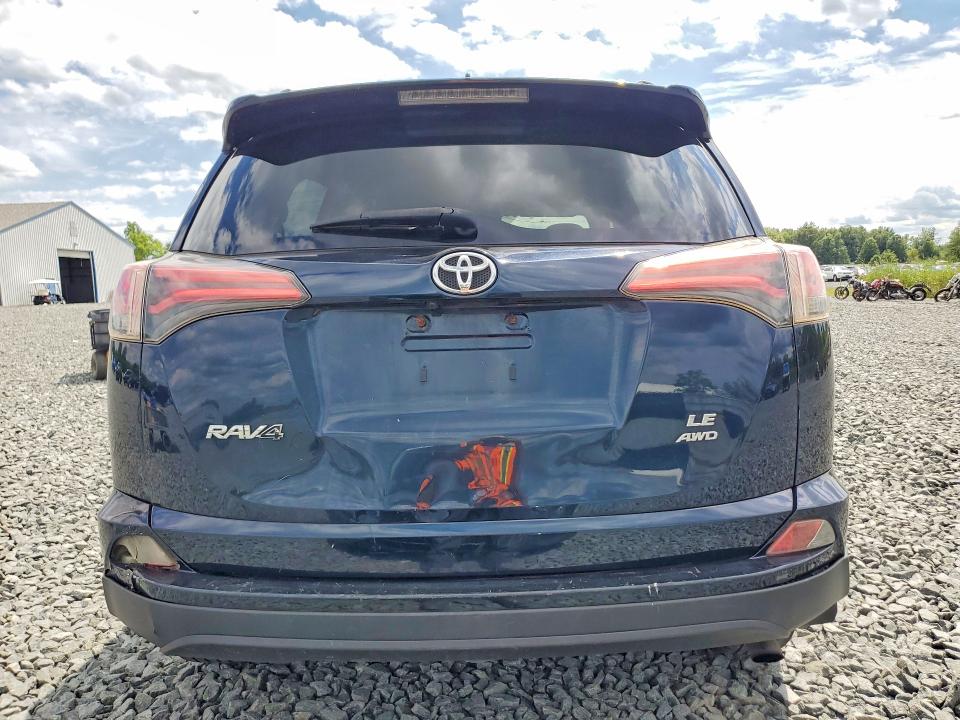 صورة رقم 6 من المزاد - 2018 TOYOTA RAV4 مع VIN JTMBFREV2JJ747207