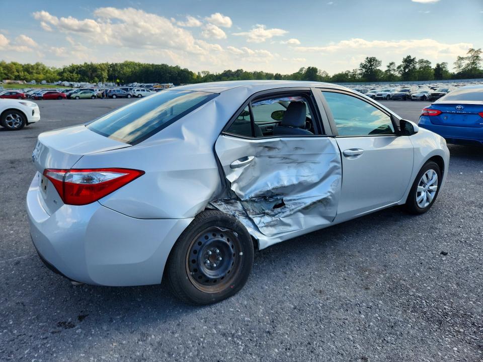Photo 3 from auction – 2016 TOYOTA COROLLA with VIN 2T1BURHEXGC674089