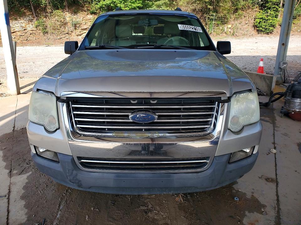 Photo 5 from auction – 2006 FORD EXPLORER with VIN 1FMEU63E46UB67429