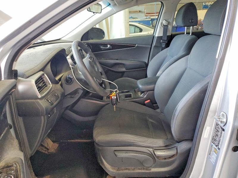 Photo 7 from auction – 2019 KIA SORENTO with VIN 5XYPG4A35KG479409
