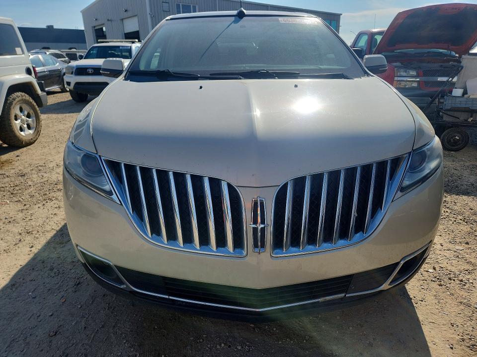 Photo 5 from auction – 2014 LINCOLN MKX with VIN 2LMDJ8JK6EBL10530