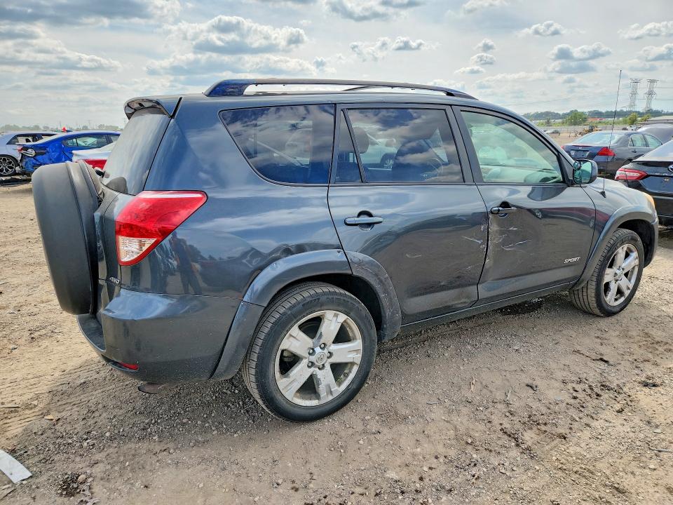 Photo 3 from auction – 2006 TOYOTA RAV4 with VIN JTMBD32V165040543