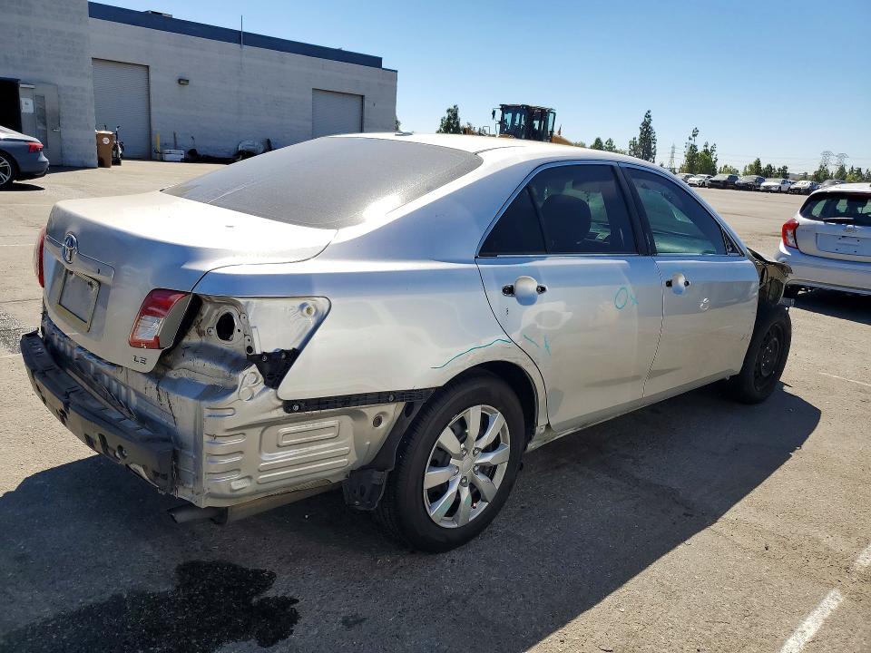 Photo 3 from auction – 2011 TOYOTA CAMRY with VIN 4T4BF3EK2BR124853